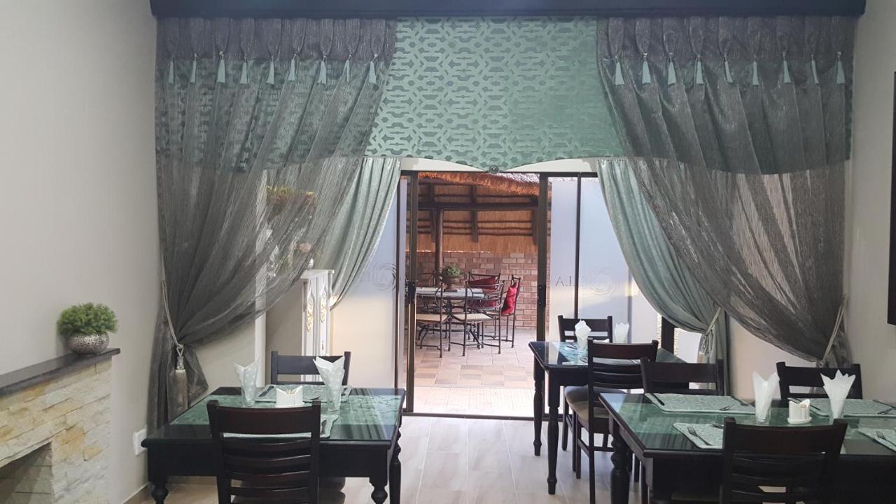 Abella Bed And Breakfast Vryburg 外观 照片