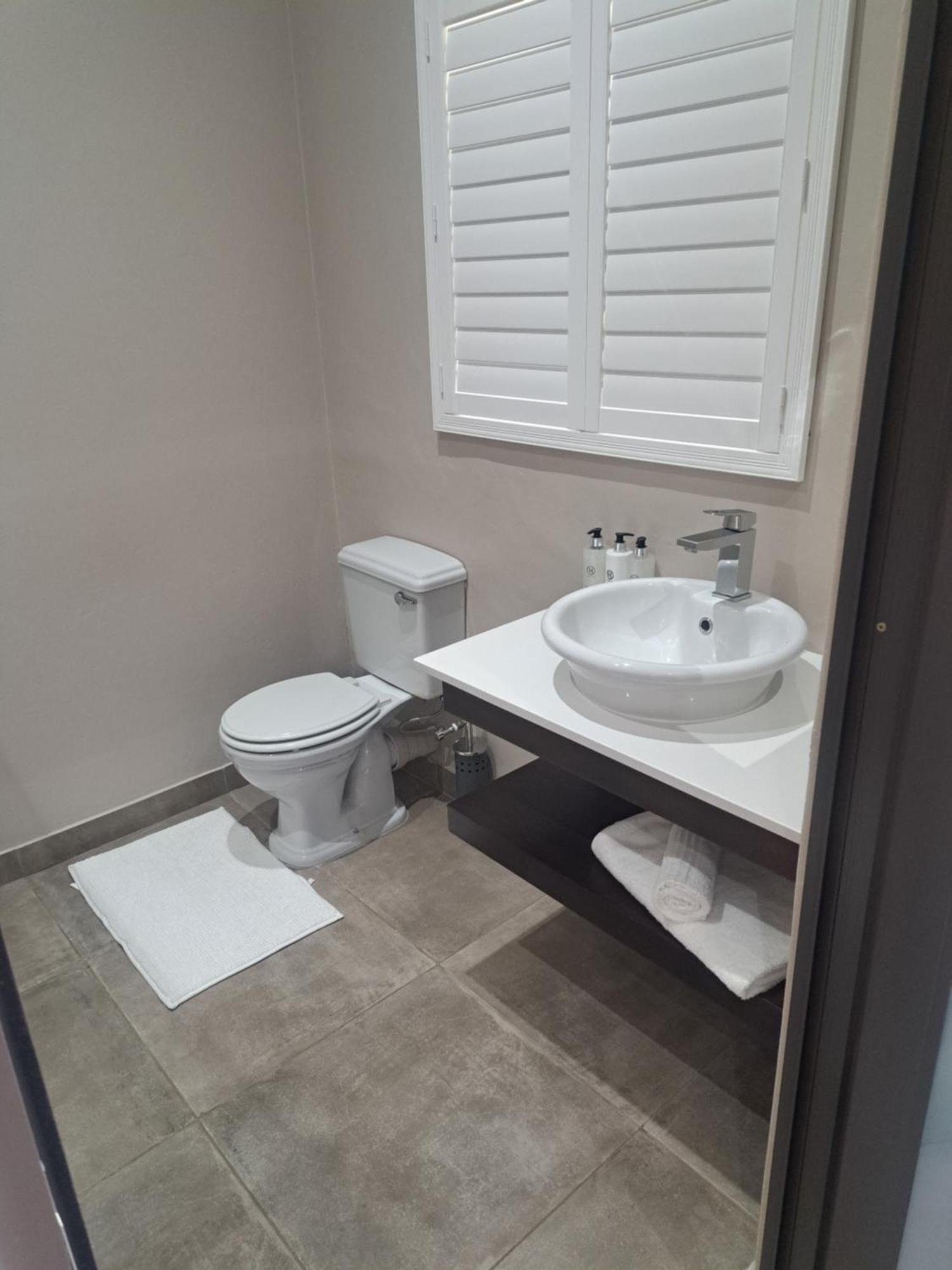 Abella Bed And Breakfast Vryburg 外观 照片